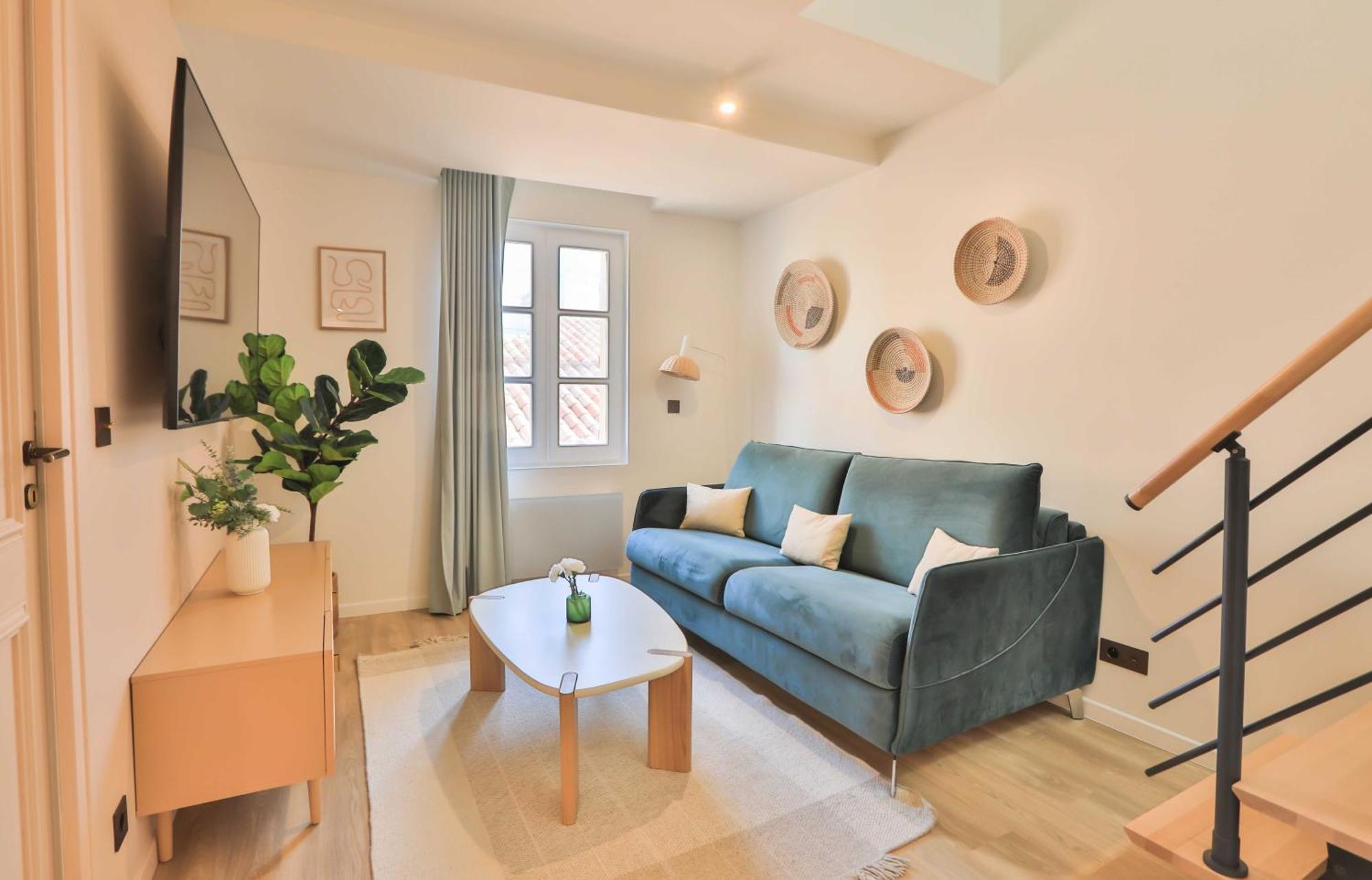 Nice 2 Bed Flat - Hyper Centre St Tropez Сен-Тропе Екстер'єр фото
